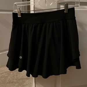 Lululemon flutter hem high rise tennis skirt size 6